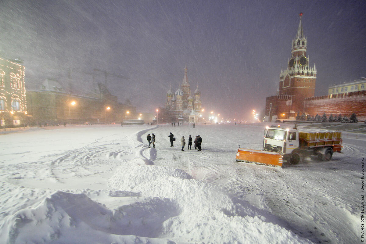Москва красная площадь снегопад