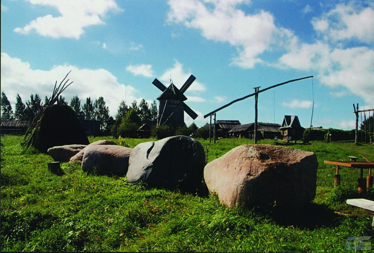 территория музей под открытым небом. территория музей под открытым небом. марийский этнографический музей козьмодемьянск. историко-этнографический музей в городе мышкин. этнографический музей ибреси.