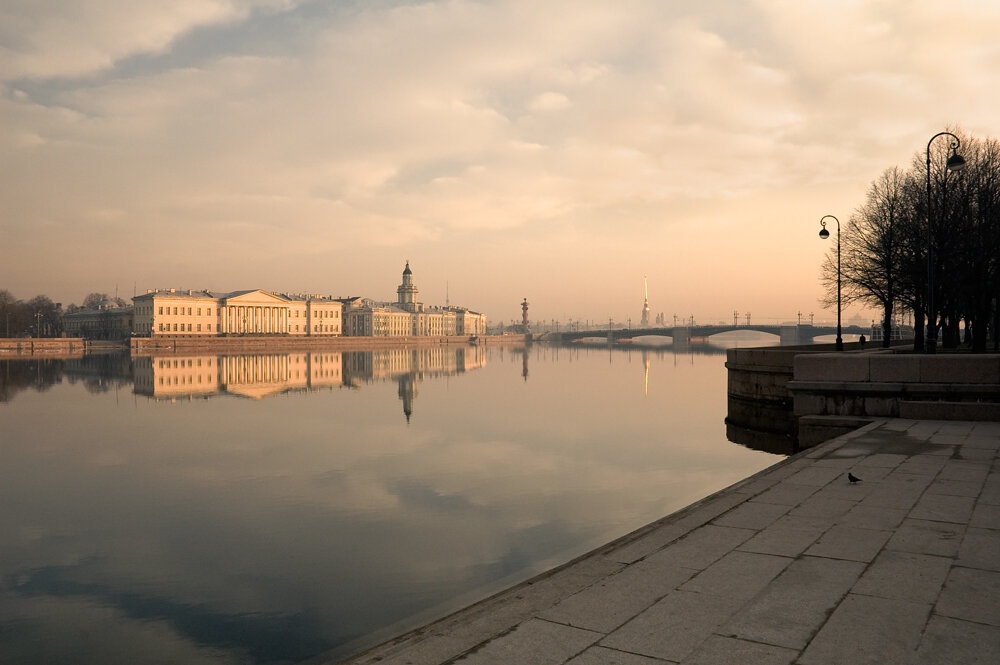 Река Нева в Петербурге пейзаж