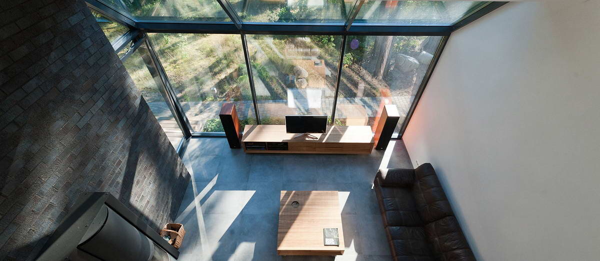 Black House Blues / ARCHISPEKTRAS
