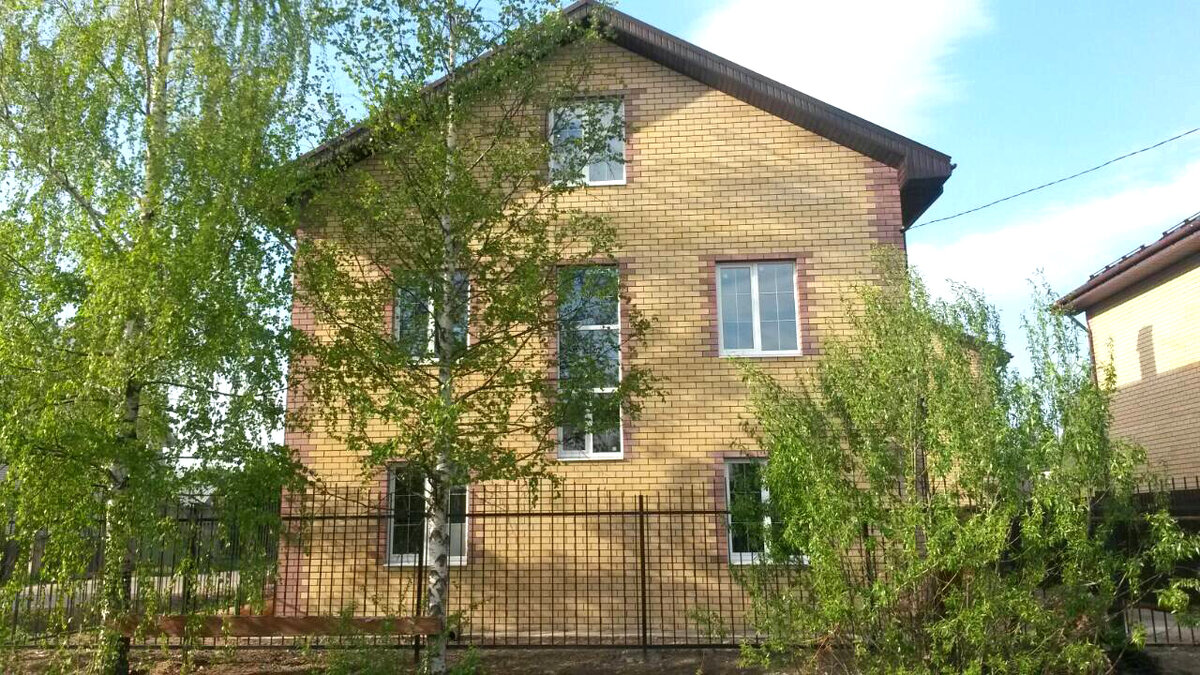 Наш дом с легким налетом английского стиля