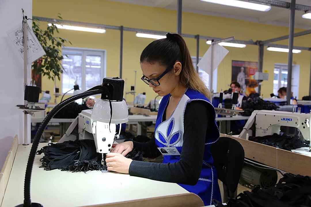 уральский механический завод уральск. сотников александр казанский оптико-механический завод. оптико механический завод. оптико механический завод салават. завод зомз сергиев посад.