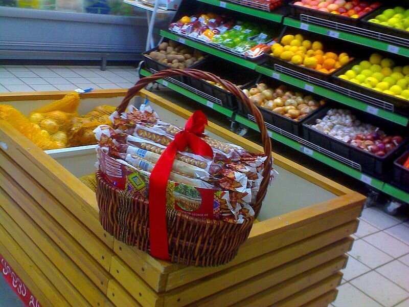 Продуктовые карточки как социальная поддержка. Фото с сайта en.wikipedia.org/