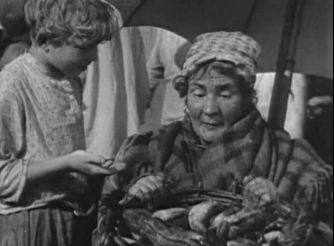 фото из интернета. Кадр из фильма "белеет парус одинокий" (1937)