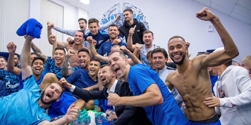 «Зенит» за три тура до окончания нынешнего сезона РПЛ обеспечил себе итоговое первое место в турнирной таблице. 