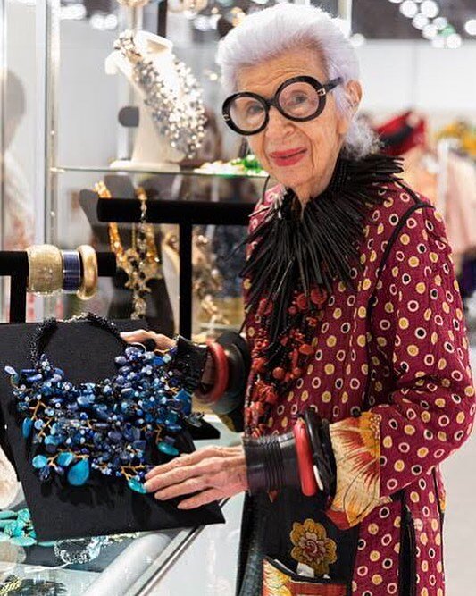 Фото из Instagram @iris.apfel