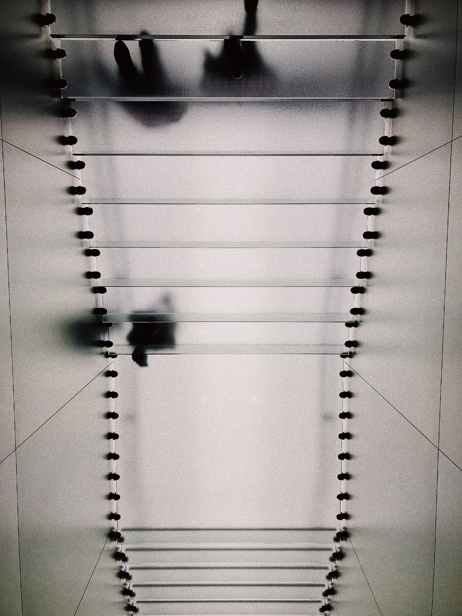 Photo by Joshua Rawson-Harris on Unsplash