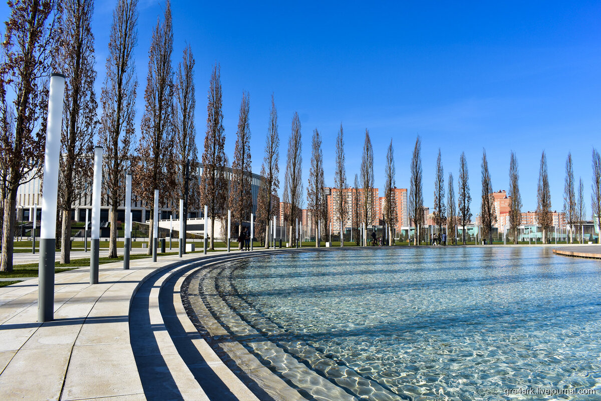 Парк Галицкого (ранней весной)