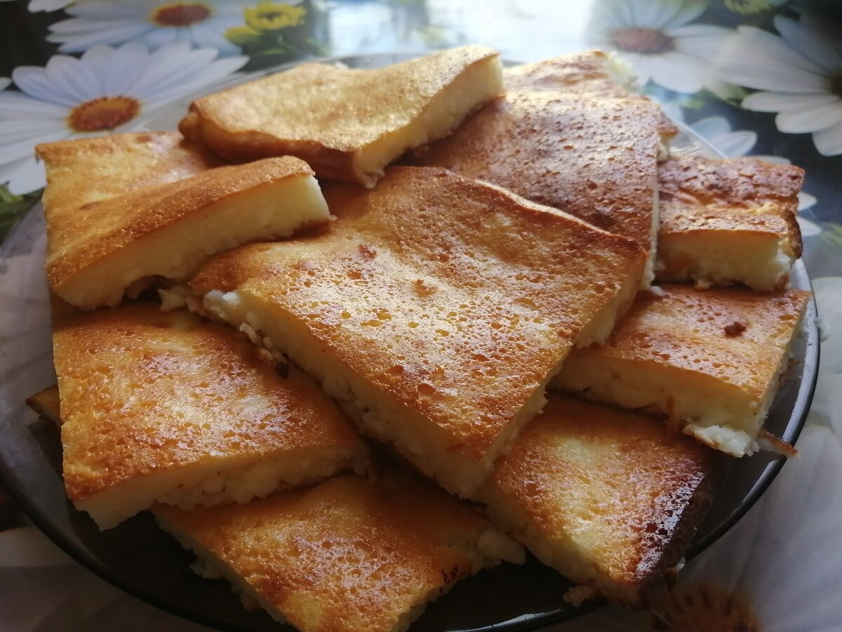 Фото автора. Очень вкусная и нежная запеканка. Любят как взрослые, так и дети. Готовится очень просто, а самое главное быстро. 