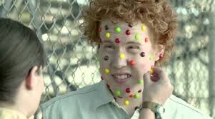 Из рекламы "Skittles"