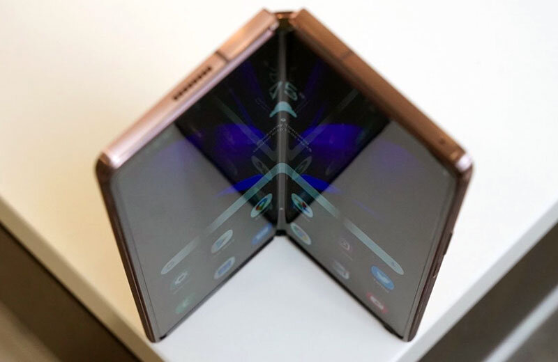 Samsung galaxy fold 6 ultra. Самсунг галакси z 3 Fold Ultra. Galaxy z Fold 3. Samsung Galaxy z Fold 4. Galaxy z Fold 3 закрытый.