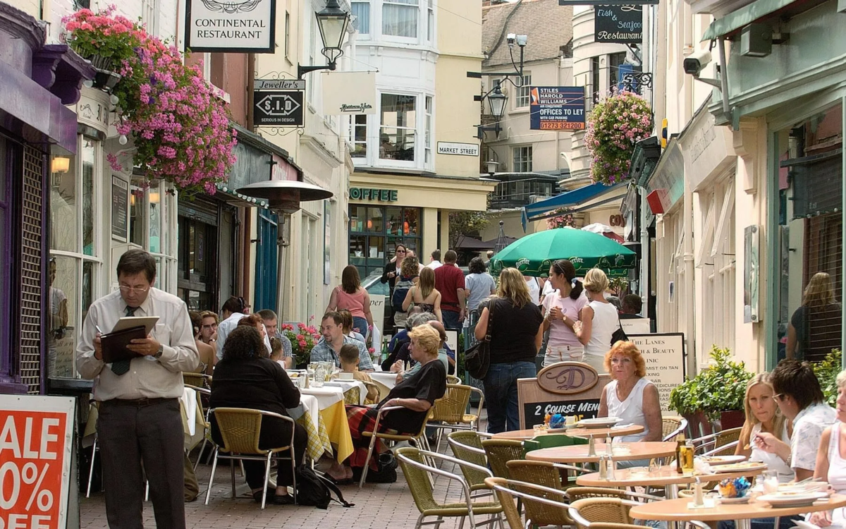 Лейнс Брайтон. The Lanes Брайтон. The Lanes Англия информация. I Live in Brighton of England.