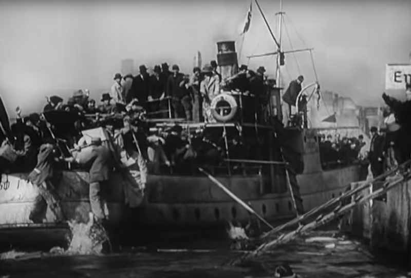 Кадр из фильма "Встреча на Эльбе"