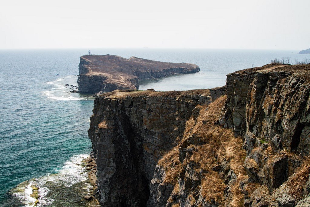 Такие вот подходы к морю.