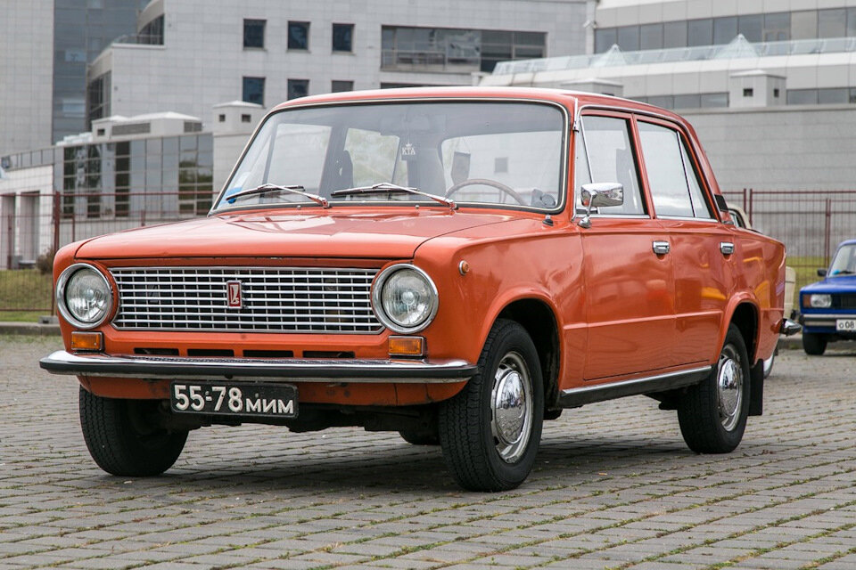 lada 21011