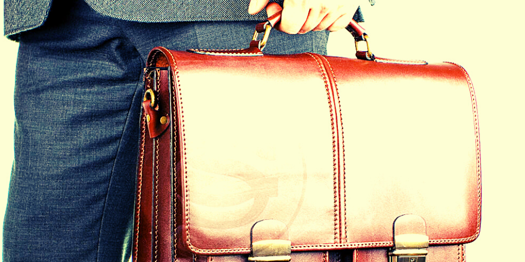 ПОРТФЕЛЬ С ДЕНЬГАМИ