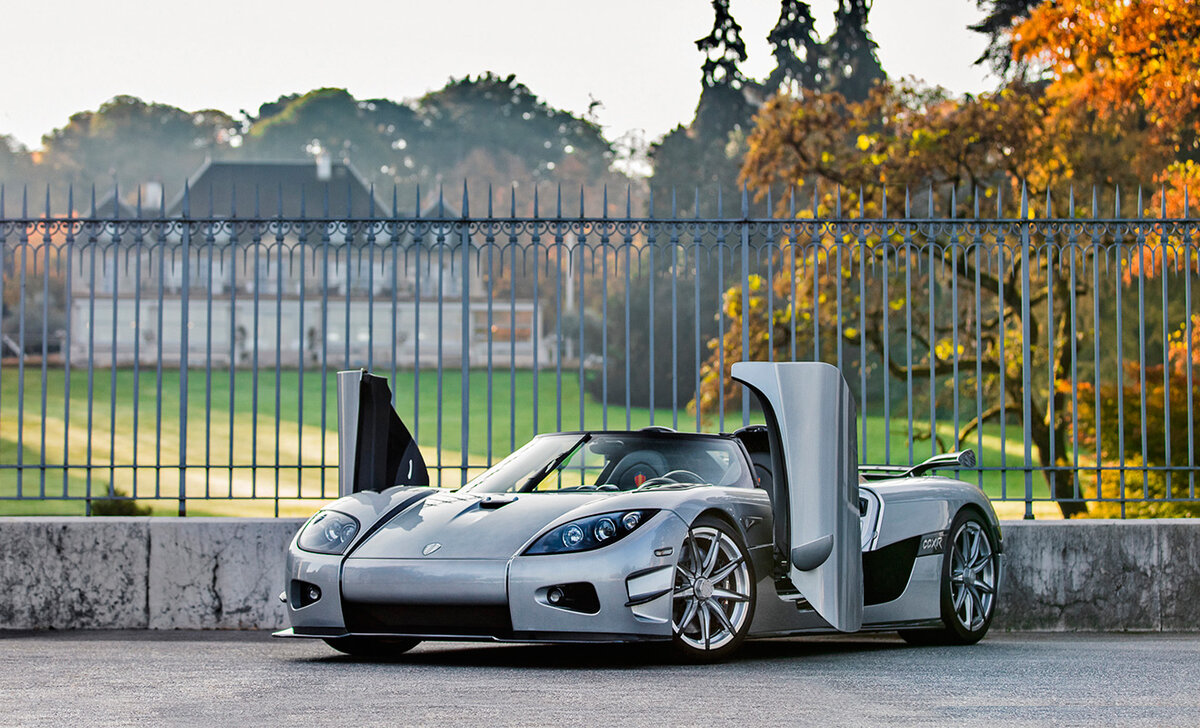 Машина Koenigsegg CCXR Trevita