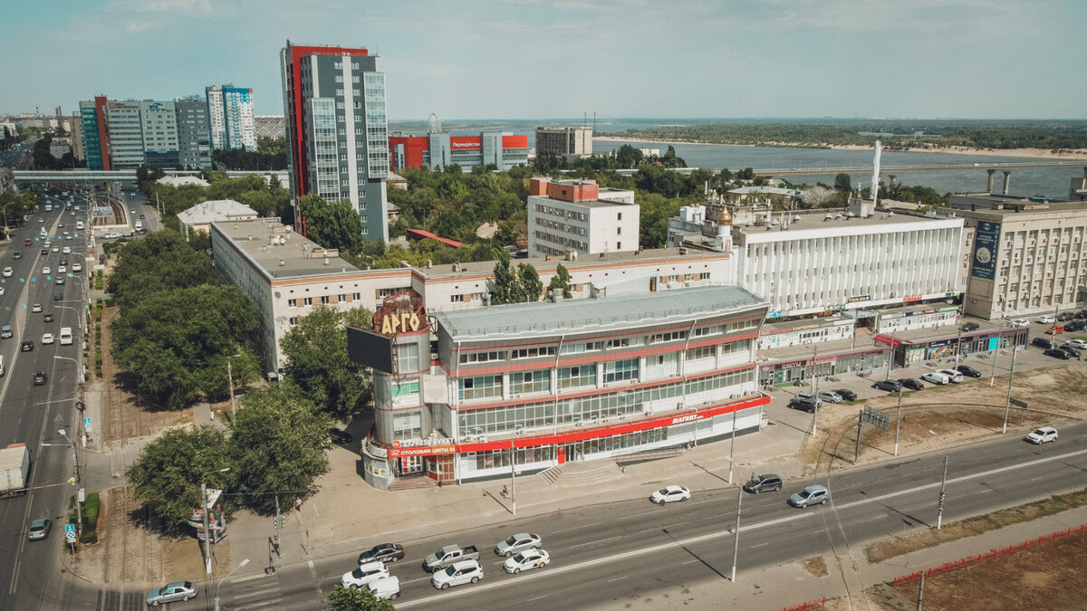     В мэрии уволили начальника департамента городского хозяйства, питьевая вода ужасает жителей Котово, жуткое ДТП произошло на московской трассе.