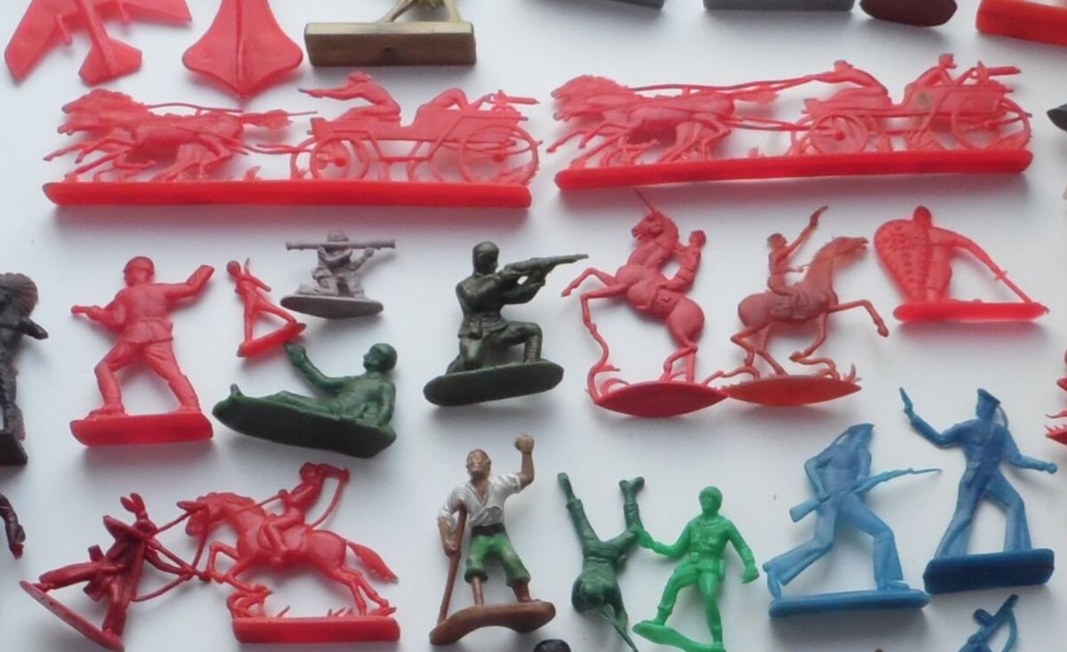 Пластмассовые солдатики, СССР. Фото: meshok.net