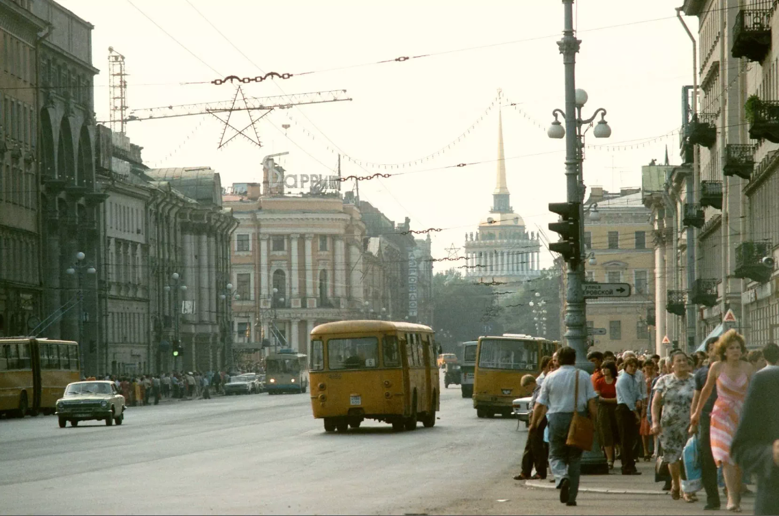 Ленинград, конец 80-х годов.