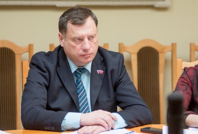 Из открытых источников Депутат Госдумы от Красноярского края Юрий Швыткин.