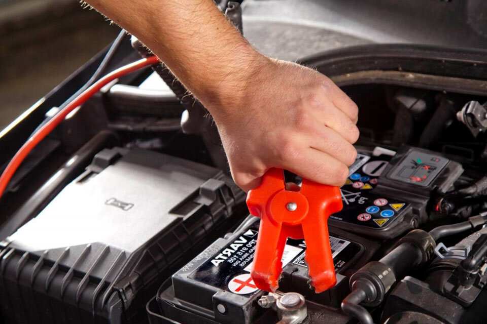 автомобильный аккумулятор