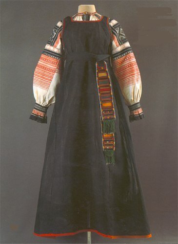 Русский сарафан. Фото взято с сайта ruvera.ru