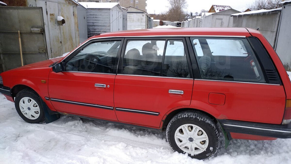 Mazda 323 III  (выпускалась с 1985 года)