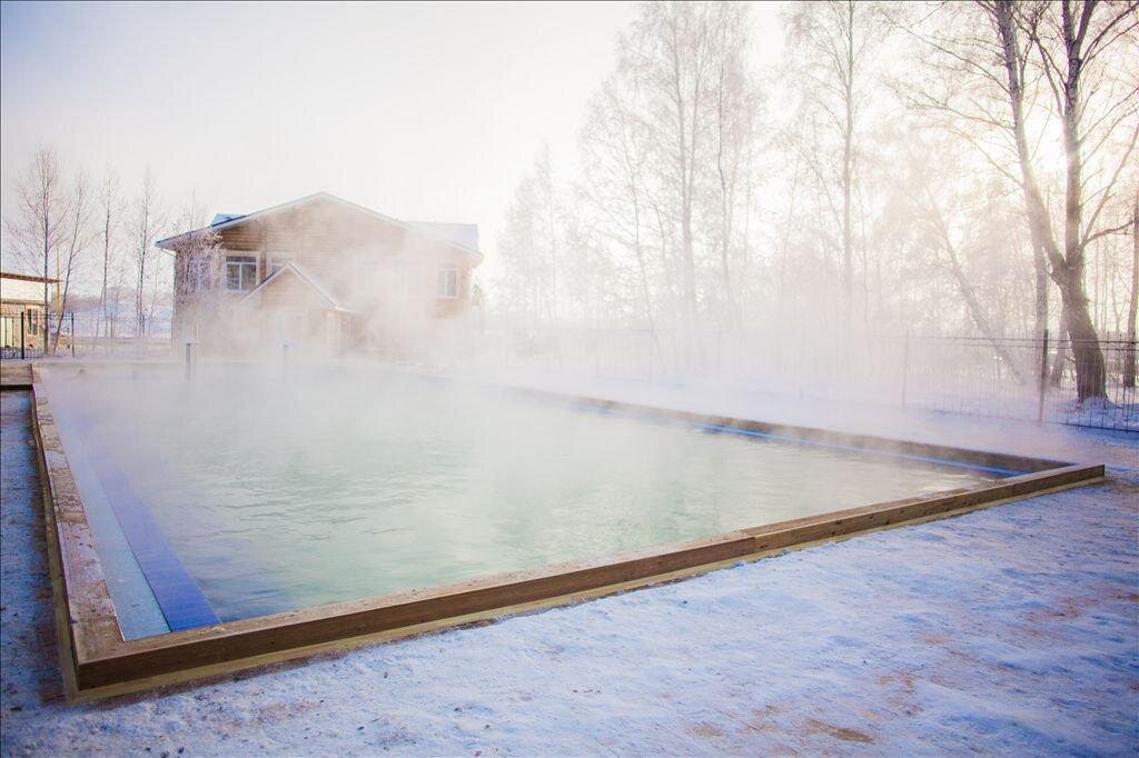 Зимний бассейн с подогревом.