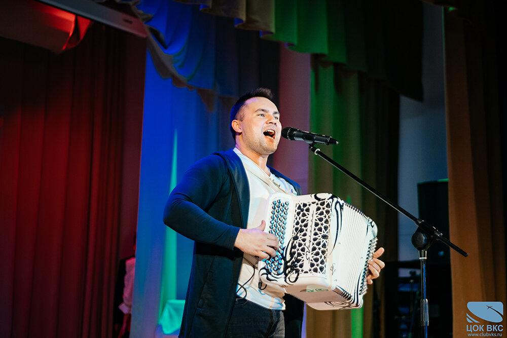 Артисты творческой группы ЦОК ВКС поздравили военнослужащих ПВО с Днем защитника Отечества