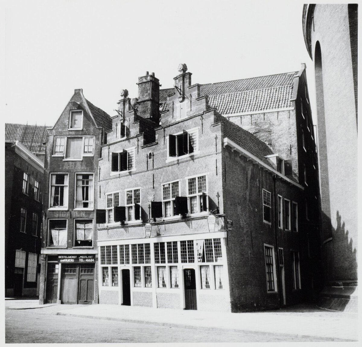 Здание Kattengat 8, архивное фото, Амстердам 1950.