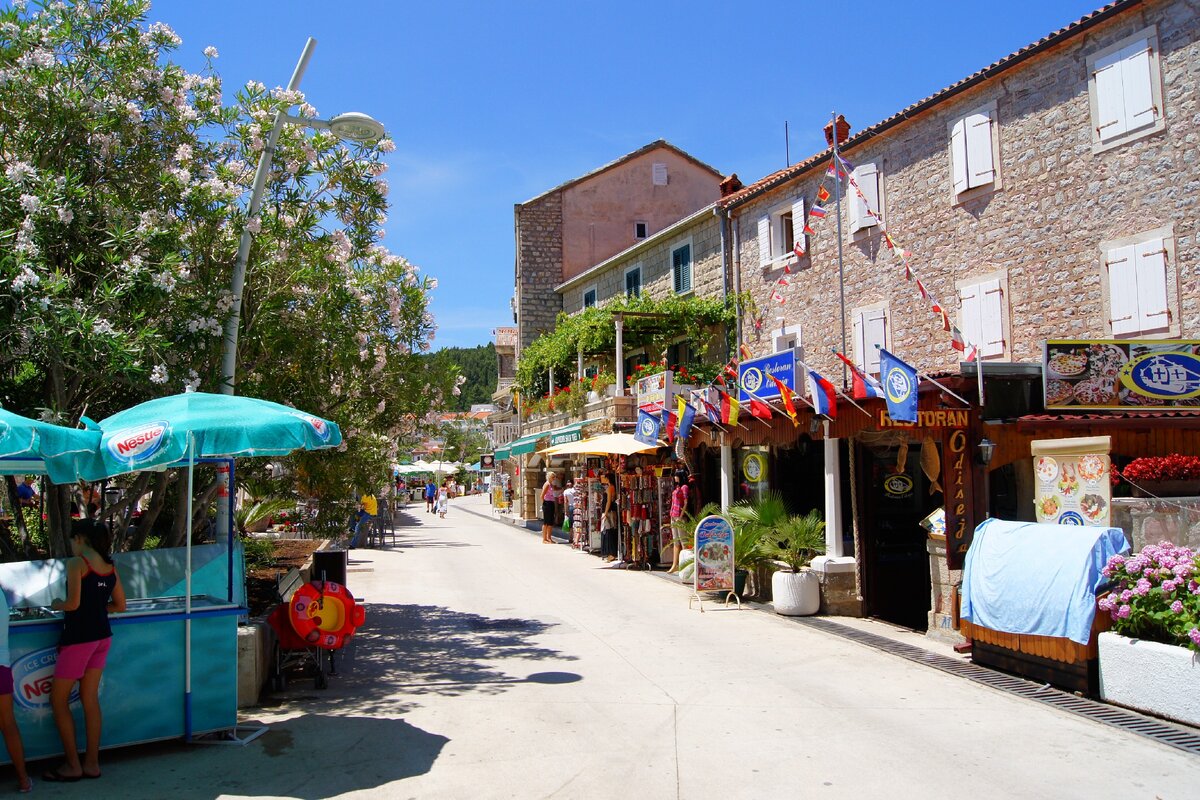 Архитектура Черногории (из фотоархива автора блога)