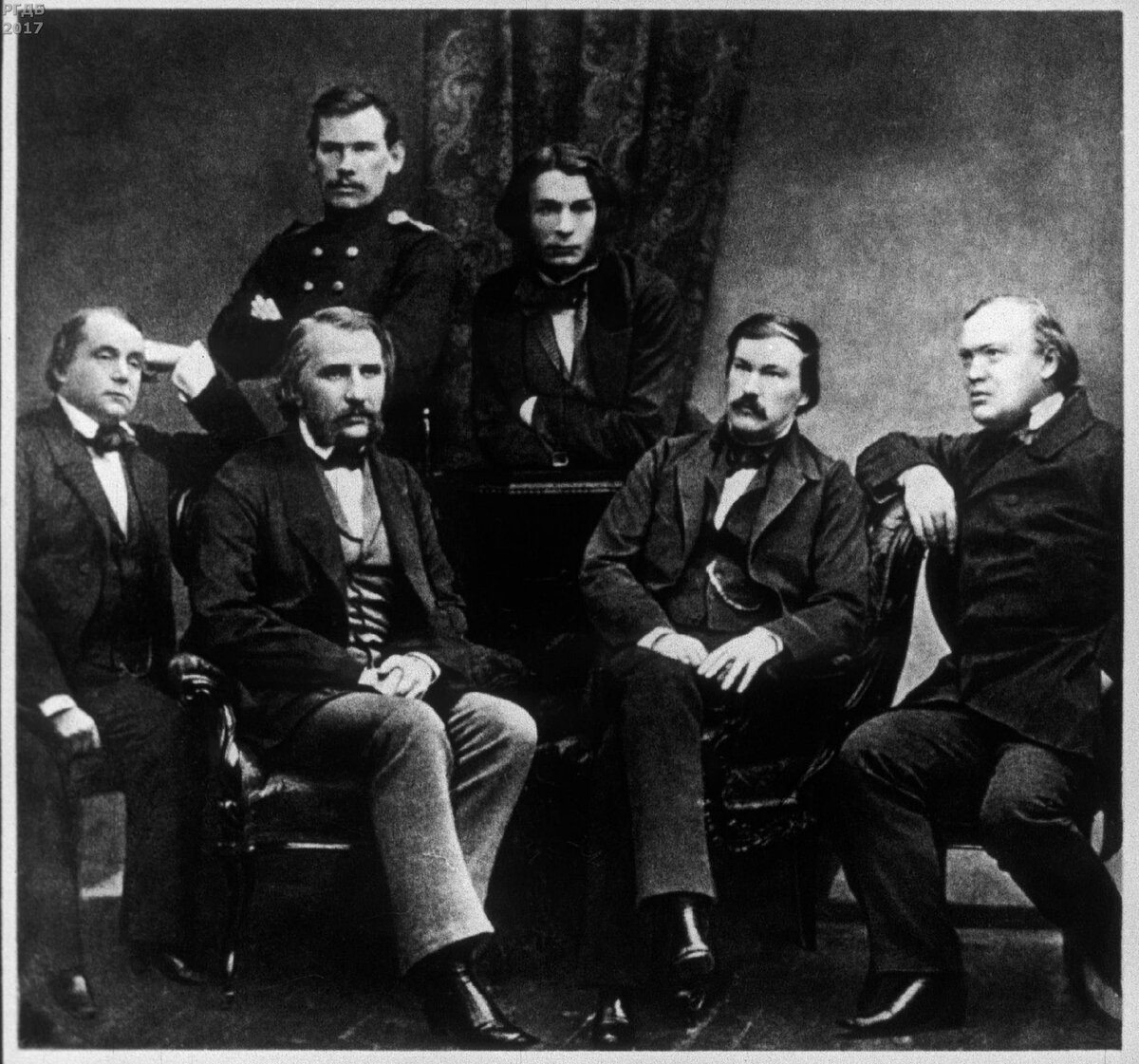фото русских писателей классиков