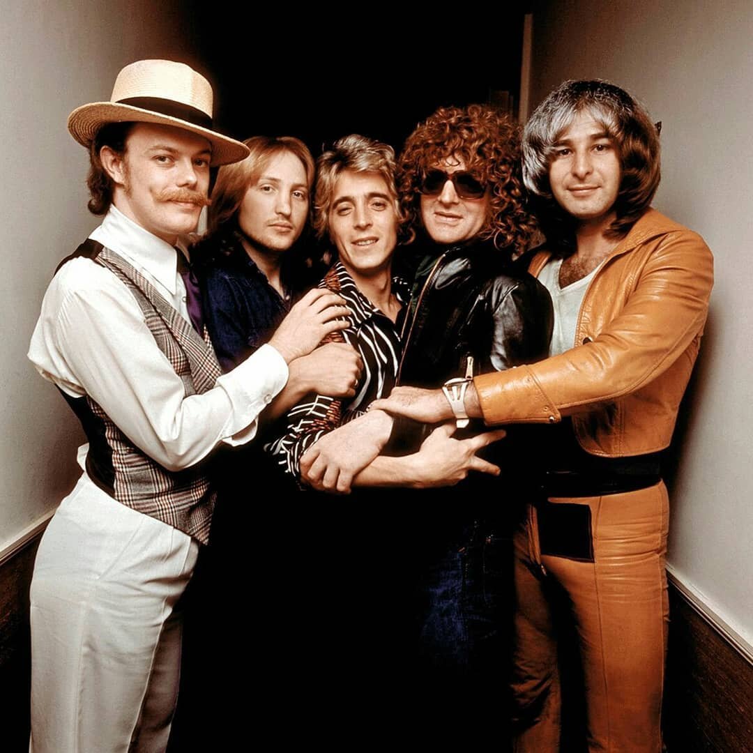 Mott the Hoople в 1974 году. Морган Фишер крайний слева.