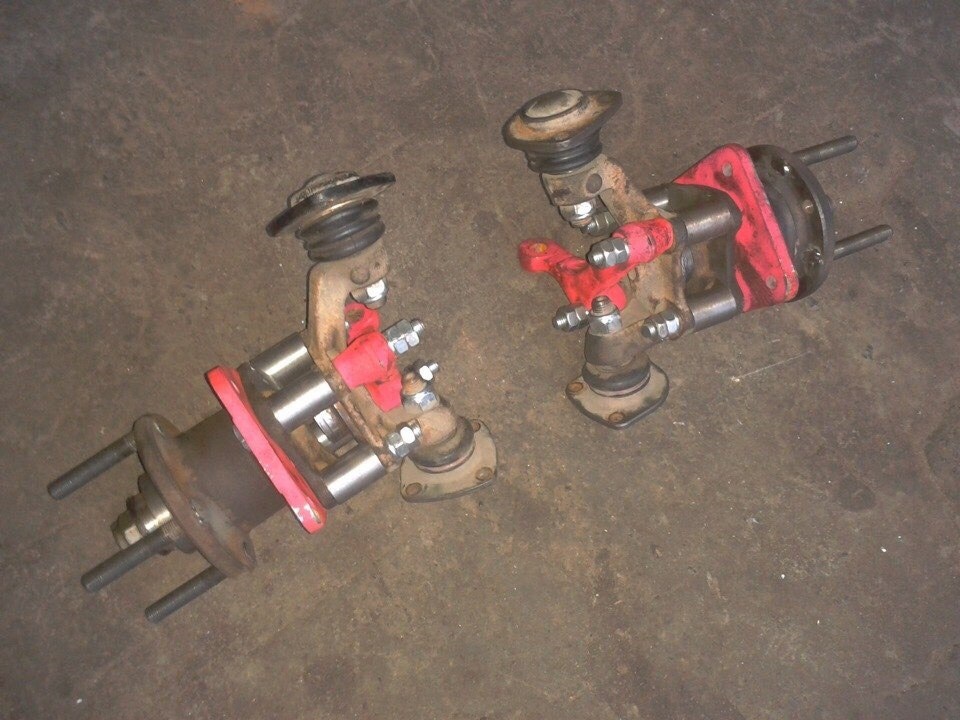 Обычные амортизаторы.