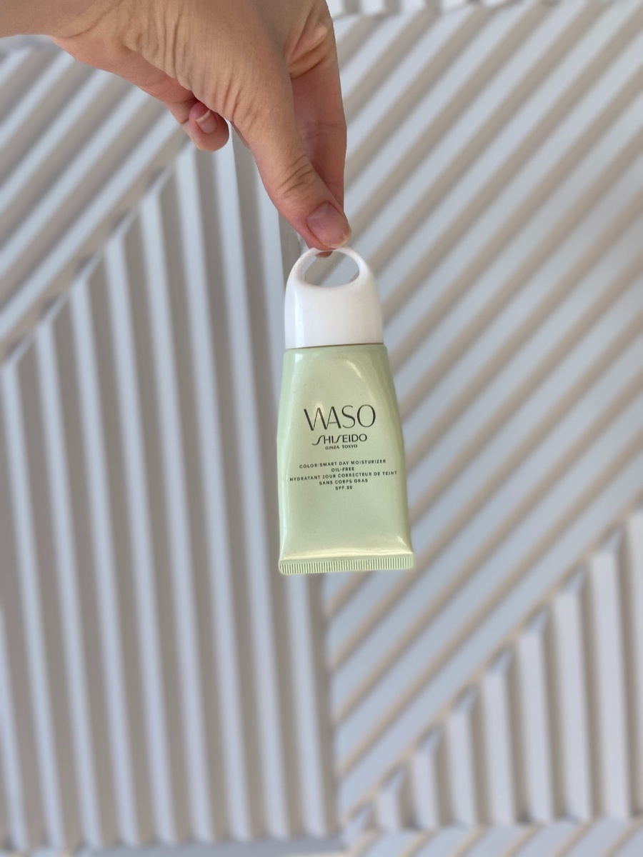 Shiseido смарт крем подходит для комбинированной и жирной кожи. Увлажняющий крем + коррекция