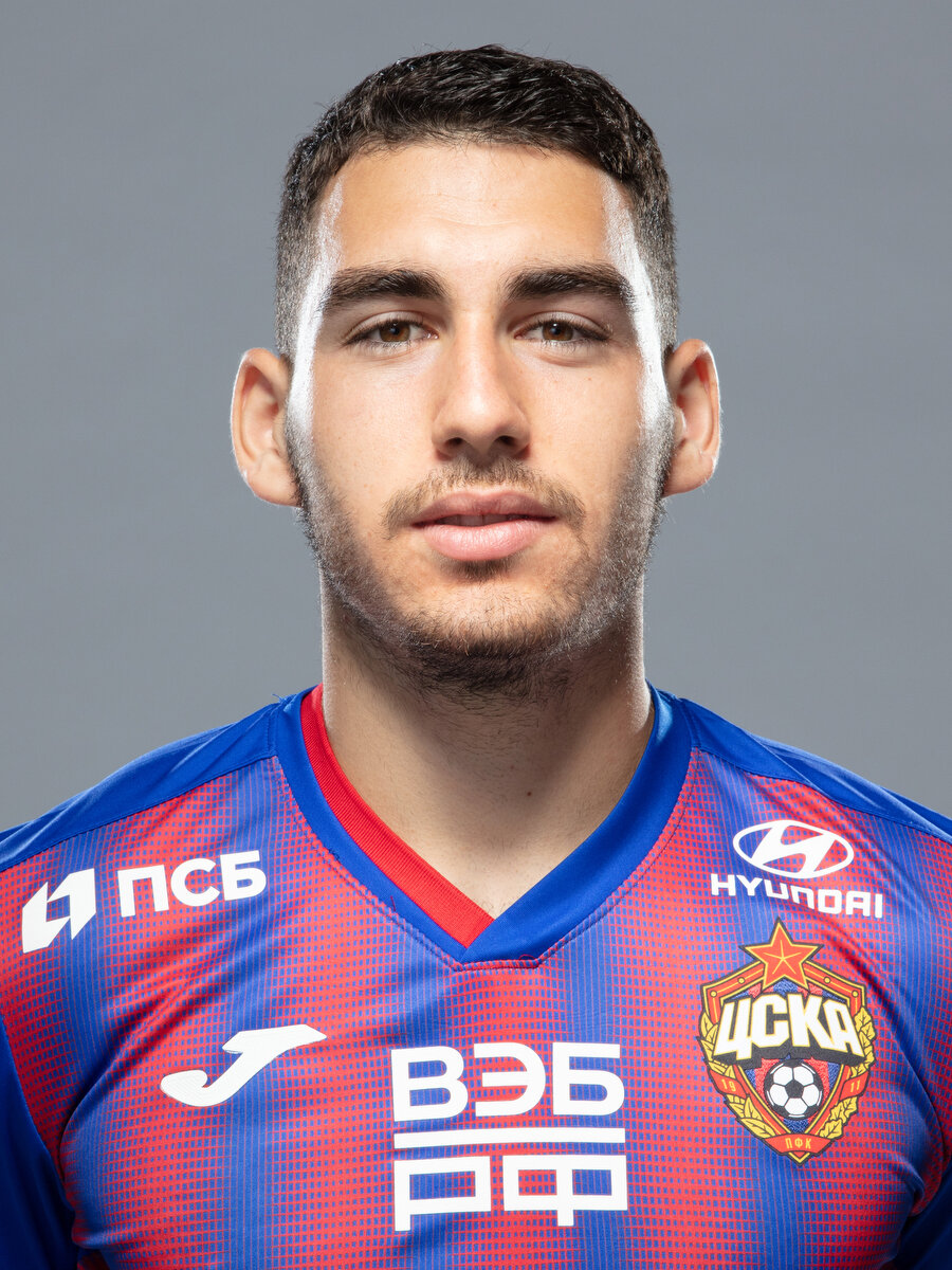 Наир Тикнизян.