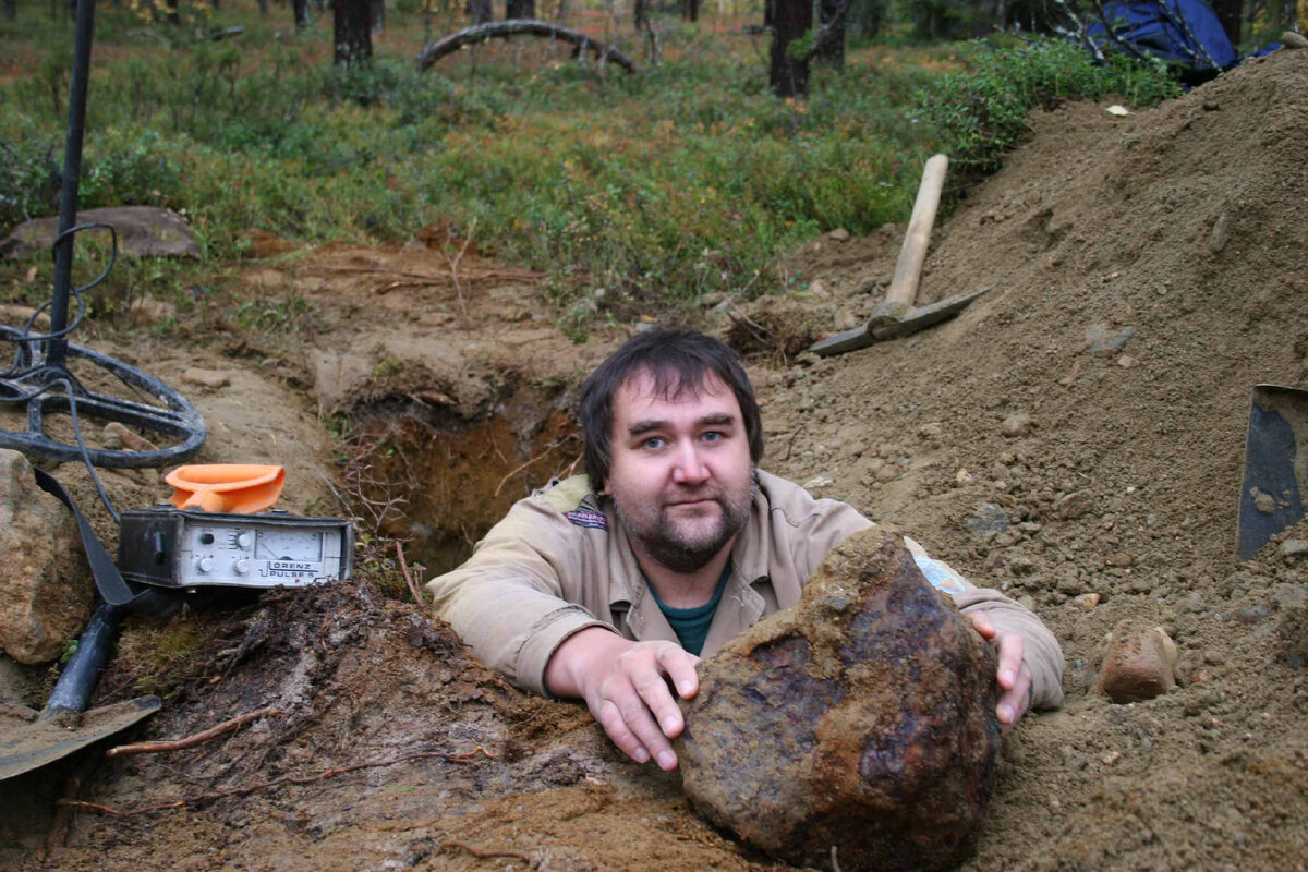 СЕРГЕЙ ПЕТУХОВ, палеонтолог, директор Музея истории мироздания