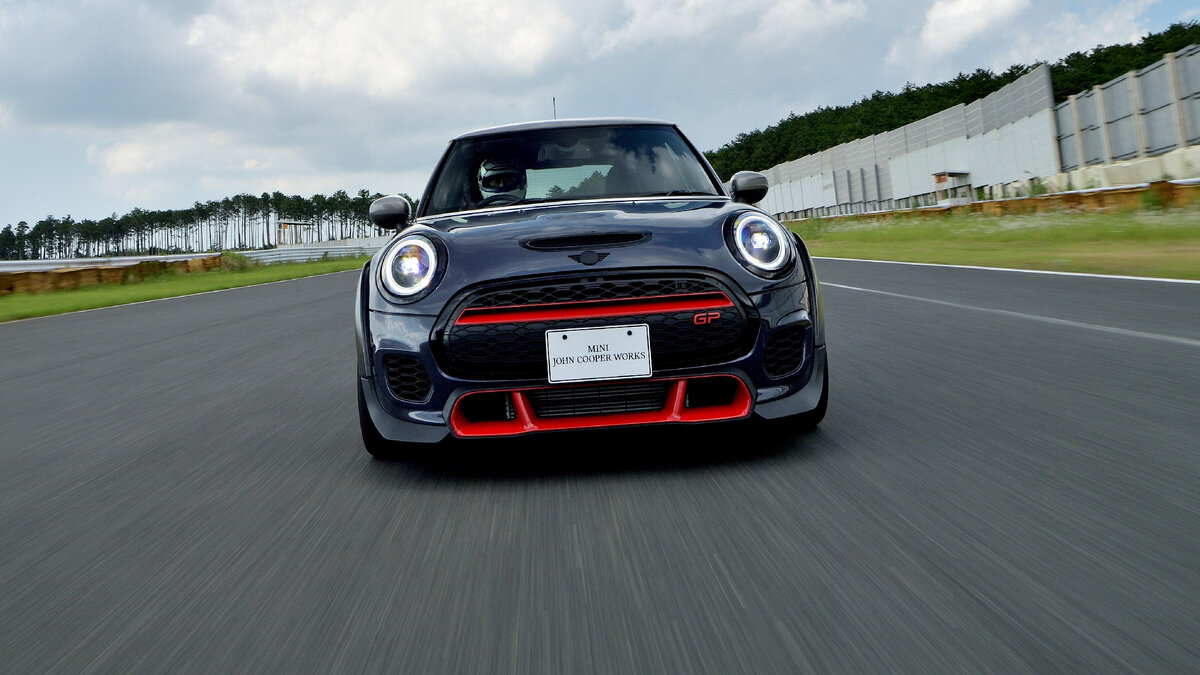 "Mini John Cooper Works GP"