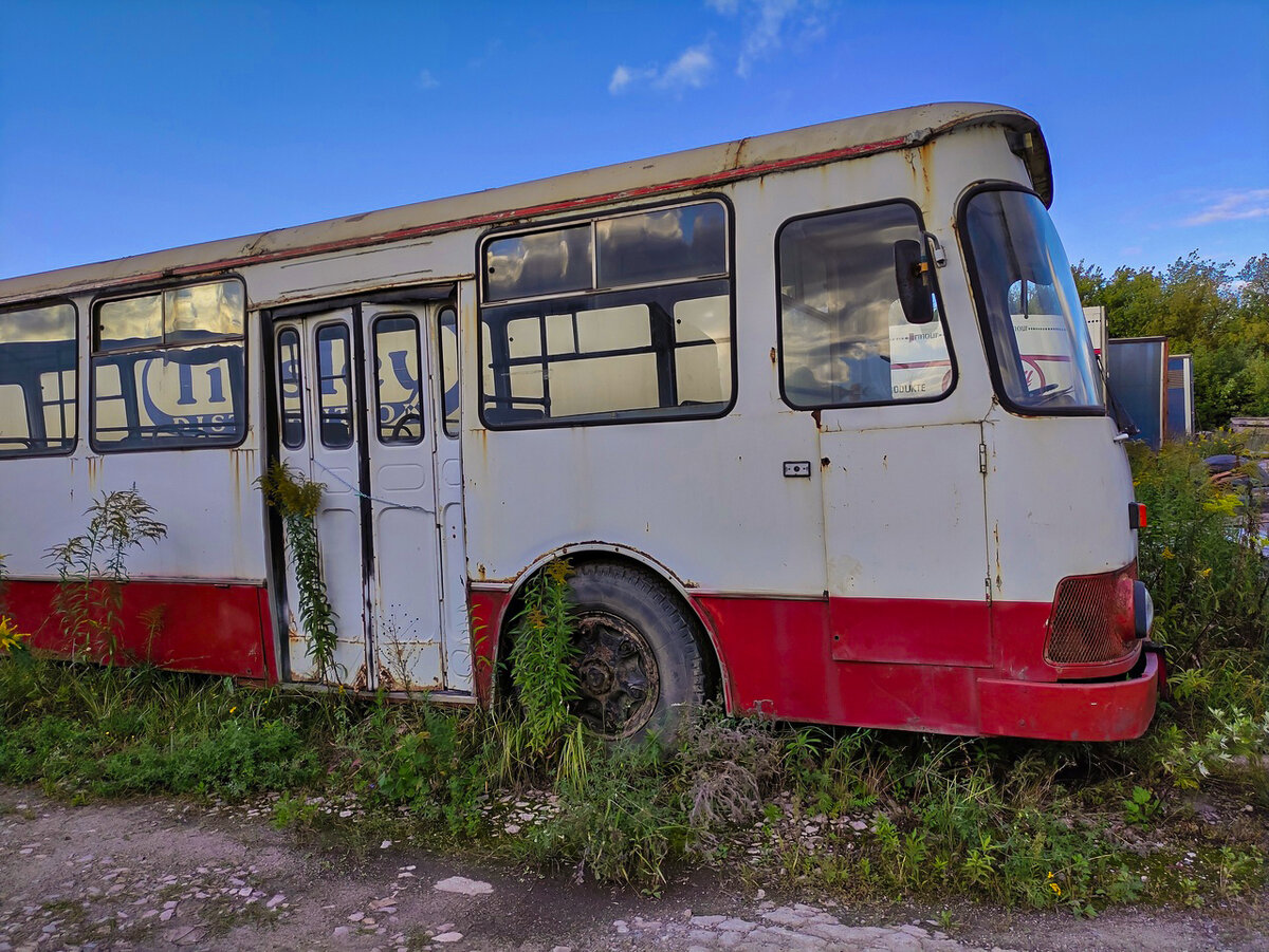 ЛиАЗ 677МБ 1992 года выпуска