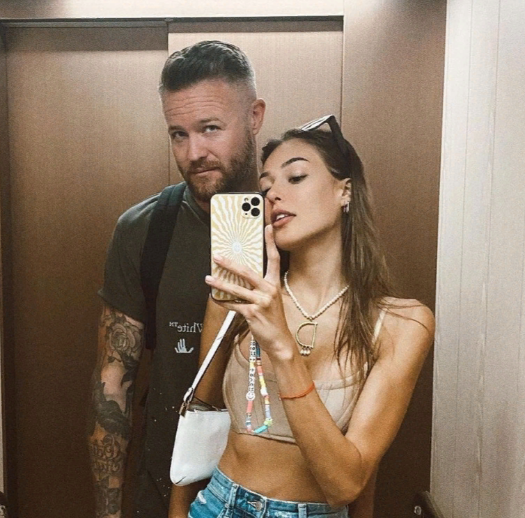 Фото из инстаграма Дилан Чичек Дениз 