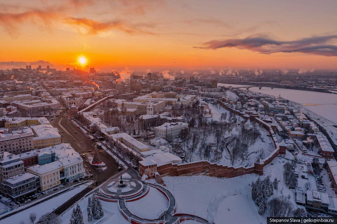 Зимний нижний. Нижний Новгород столица. Приволжье зимой. Нижний Новгород столица России. Столица Поволжья.