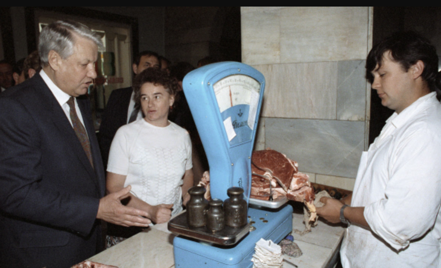 Апрель 1992 года, Барнаул. Фотограф Дмитрий Донской (РИА)