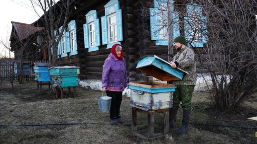 С ТАКОЙ ПОГОДОЙ МОЖНО ОСТАТЬСЯ БЕЗ МЁДА | ГОТОВИМ ДЕРЕВЕНСКИЕ БУЛОЧКИ С МЯСОМ