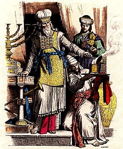 Ветхозаветные первосвященник, священник и левит. Иллюстрация: THE HISTORY OF COSTUME By Braun & Schneider