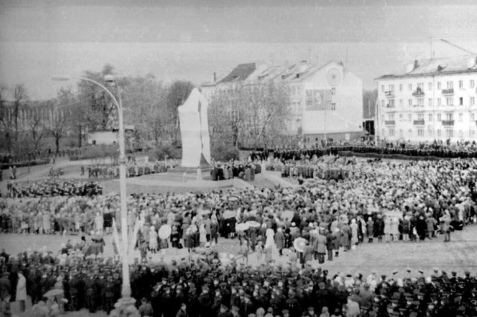 Открытие памятника 