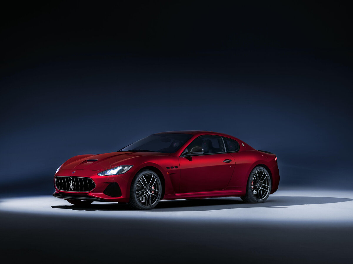 "Maserati GranTurismo"