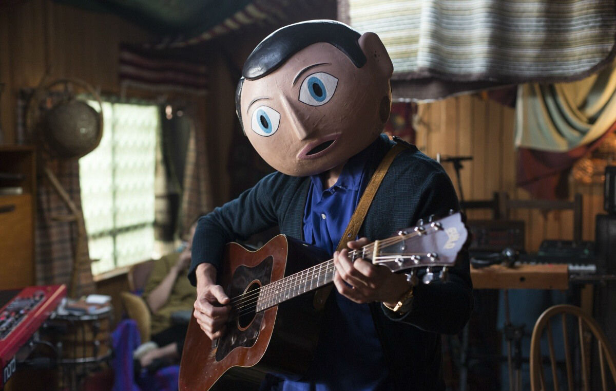 Кадр из фильма "Фрэнк", 2014 г.