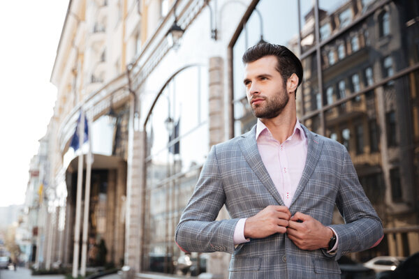 Обложка © Freepik / drobotdean