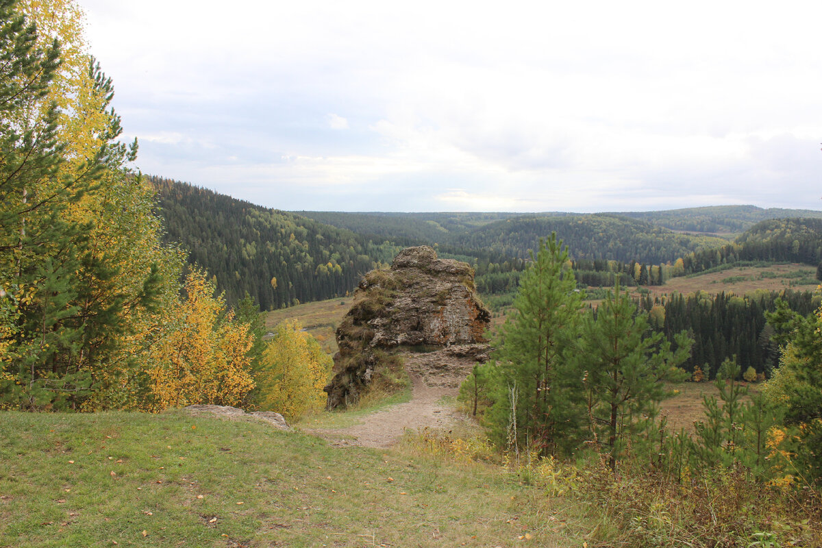 Фото автора. Вакутин камень.